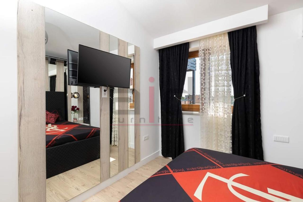 Pula Porta Aurea & Wellness Oasis Lägenhet Exteriör bild